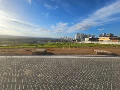 Lote/Terreno à venda, 704m² no Jardim Alvorada, São José dos Campos