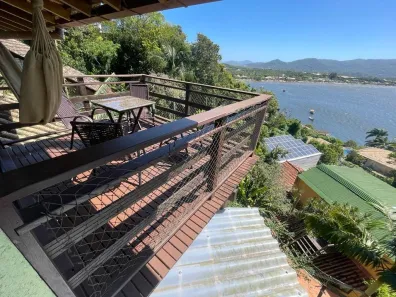Imóvel Comercial com 8 Quartos para alugar, 2000m² no Barra da Lagoa, Florianópolis