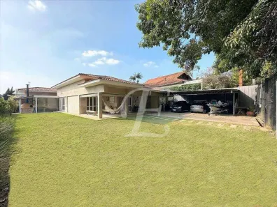 Casa de Condomínio com 3 Quartos para venda ou aluguel, 450m² no Jardim Passárgada I, Cotia