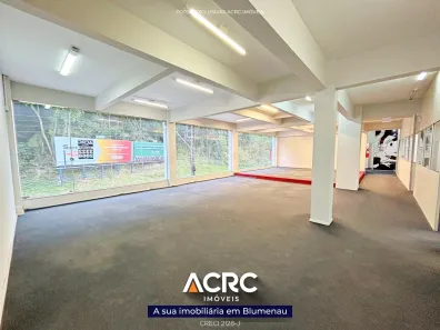 Sala Comercial para alugar, 245m² no Victor Konder, Blumenau