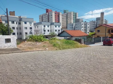Lote/Terreno à venda, 360m² no Bom Viver, Biguaçu