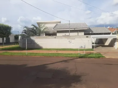 Casa com 3 Quartos à venda, 280m² no Pioneiros, Campo Grande