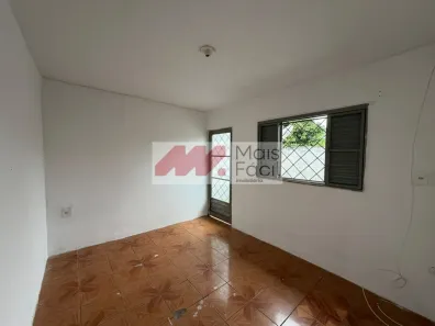 Casa com 1 Quarto para alugar, 36m² no Conjunto Habitacional Inocente Vila Nova Júnior, Maringá