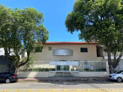 Ponto Comercial para alugar, 305m² no Enseada do Suá, Vitória