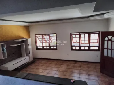 Casa com 3 Quartos à venda, 227m² no Vila Aeroporto, Campinas