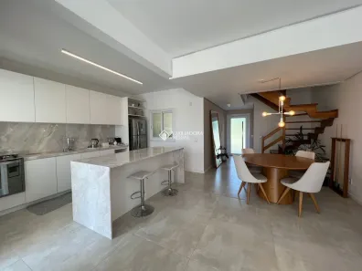 Sobrado com 3 Quartos à venda, 180m² no Aberta dos Morros, Porto Alegre