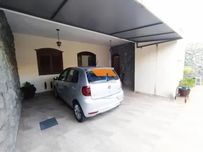 Casa com 4 Quartos à venda, 230m² no Cachoeirinha, Belo Horizonte