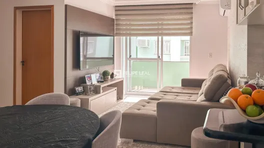 Apartamento com 2 Quartos à venda, 68m² no Barreiros, São José