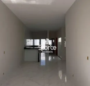 Casa com 2 Quartos à venda, 68m² no Laranjeiras, Uberlândia