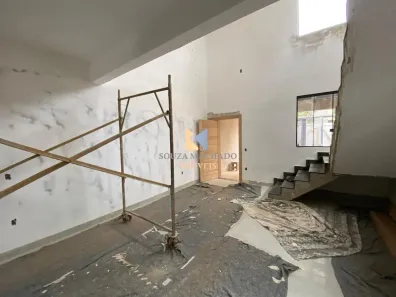 Casa com 4 Quartos à venda, 251m² no Heliópolis, Belo Horizonte