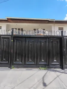 Sobrado com 4 Quartos à venda, 1047m² no Jardim América, Goiânia