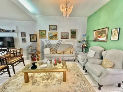 Sobrado com 4 Quartos à venda, 205m² no Vila Boaventura, Jundiaí