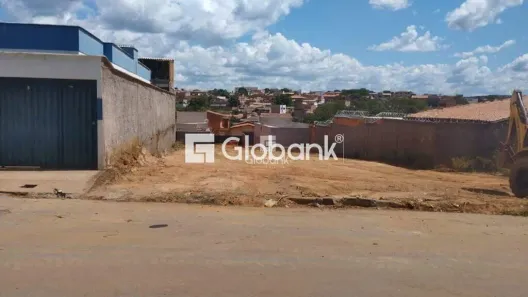 Lote/Terreno à venda, 150m² no Santa Rafaela, Montes Claros
