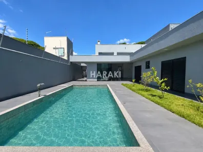 Casa com 4 Quartos à venda, 319m² no Zona 05, Maringá