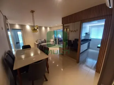 Apartamento com 3 Quartos para alugar, 163m² no Tabajaras, Uberlândia
