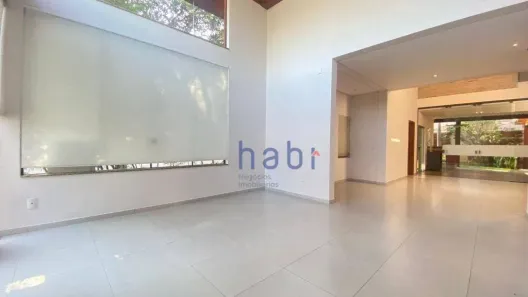 Casa de Condomínio com 3 Quartos para alugar, 288m² no Itapeva, Votorantim