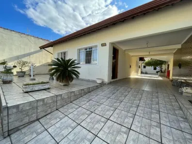 Casa com 2 Quartos à venda, 212m² no Balneário Stella Maris, Peruíbe