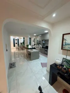 Casa com 3 Quartos à venda, 200m² no Cidade Jardim, Uberlândia