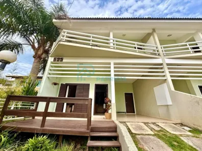 Sobrado com 3 Quartos para alugar, 100m² no , Garopaba
