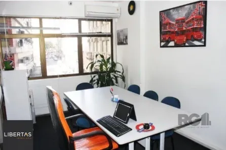Sala Comercial para alugar, 77m² no Centro Histórico, Porto Alegre