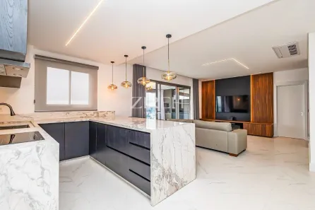 Apartamento com 3 Quartos à venda, 139m² no Água Verde, Curitiba