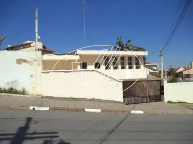 Sobrado com 4 Quartos à venda, 256m² no Jardim Guarani, Campinas