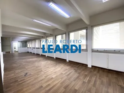 Sala Comercial com 3 Quartos para alugar, 526m² no Cerqueira César, São Paulo
