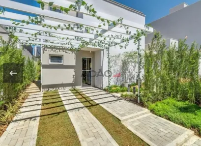 Casa de Condomínio com 3 Quartos à venda, 100m² no Jardins Berlim, Senador Canedo
