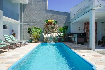 Sobrado com 3 Quartos à venda, 252m² no Bom retiro, Matinhos
