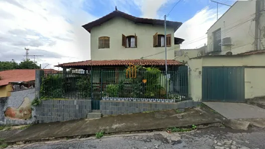 Casa com 6 Quartos à venda, 300m² no Padre Eustáquio, Belo Horizonte