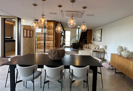 Casa de Condomínio com 3 Quartos à venda, 226m² no Polo Empresarial Goiás, Aparecida de Goiânia
