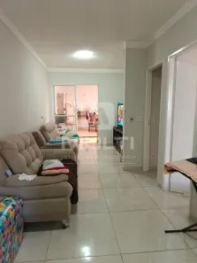 Casa de Condomínio com 3 Quartos à venda, 90m² no Aclimação, Uberlândia