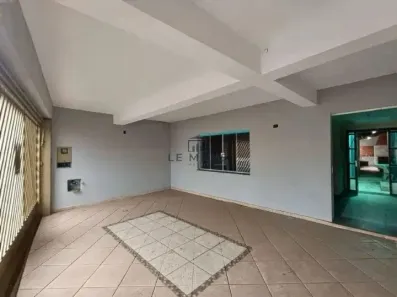 Casa com 3 Quartos para alugar, 237m² no Jardim Caxambu, Piracicaba