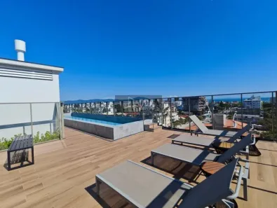 Apartamento com 2 Quartos à venda, 66m² no Jurerê, Florianópolis