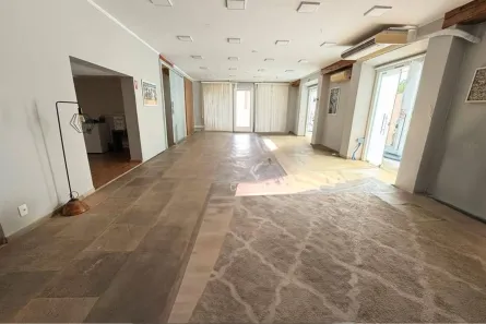 Imóvel Comercial com 7 Quartos para alugar, 545m² no Nova Campinas, Campinas