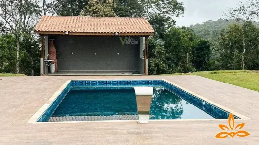 Fazenda/Sítio com 3 Quartos à venda, 103m² no Centro, Igaratá