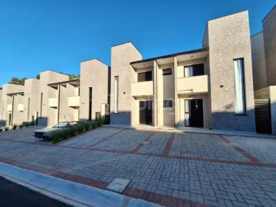 Casa de Condomínio com 2 Quartos para alugar, 82m² no Vila Omízollo, Louveira