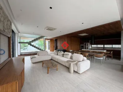 Casa de Condomínio com 5 Quartos à venda, 380m² no Pires Façanha, Eusébio