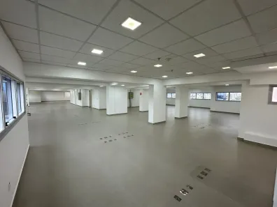 Sala Comercial para alugar, 550m² no Parque Residencial Aquarius, São José dos Campos