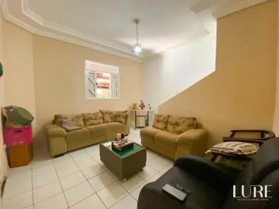 Sobrado com 5 Quartos à venda, 160m² no Nova Parnamirim, Parnamirim