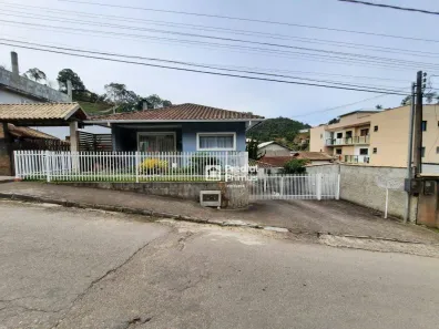 Casa com 4 Quartos à venda, 320m² no Campo do Coelho, Nova Friburgo
