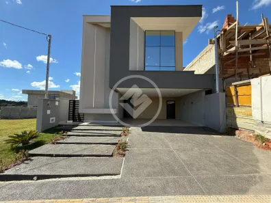 Casa de Condomínio com 4 Quartos à venda, 240m² no Jardins Parma, Senador Canedo