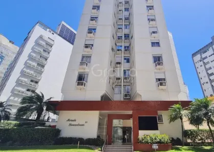 Apartamento com 3 Quartos para alugar, 101m² no Centro, Florianópolis