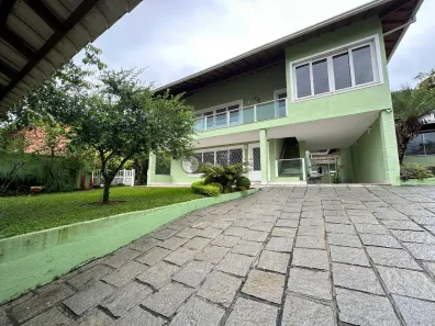 Casa com 4 Quartos à venda, 334m² no Parque do Ingá, Teresópolis