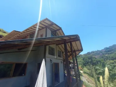 Casa de Condomínio com 4 Quartos à venda, 280m² no Freitas, São José dos Campos