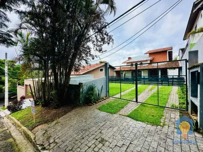 Casa de Condomínio com 3 Quartos para alugar, 300m² no San Diego Park, Cotia