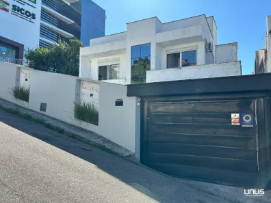 Casa com 4 Quartos à venda, 348m² no Estreito, Florianópolis