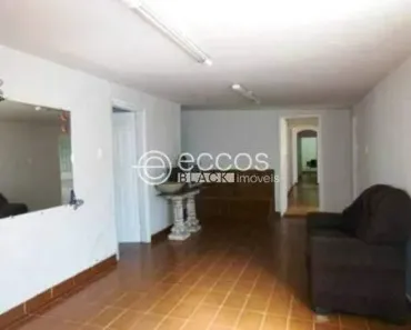 Imóvel Comercial com 6 Quartos à venda, 207m² no Martins, Uberlândia