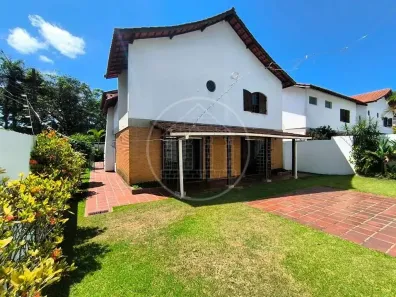 Sobrado com 3 Quartos à venda, 290m² no Interlagos, São Paulo