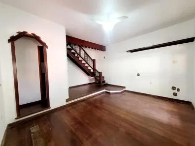 Casa com 3 Quartos à venda, 220m² no Vila Valqueire, Rio de Janeiro